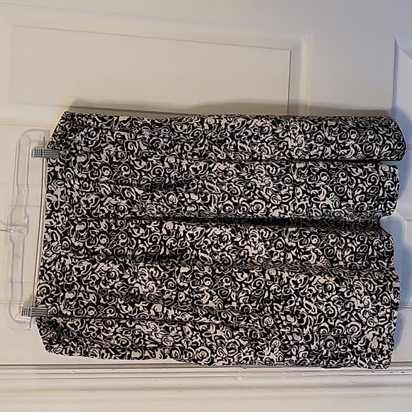 *Women's Plus Size 20 Skirt - Picture 1 of 12